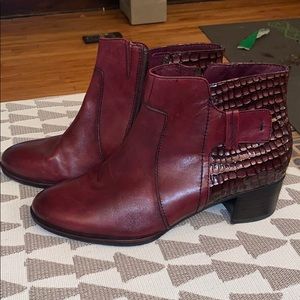 Bordeaux Leather Ankle Boots